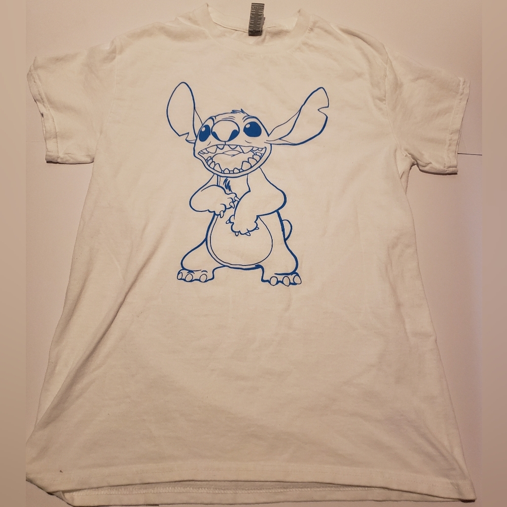 White Stitch short sleeve graphic tee shirt size S